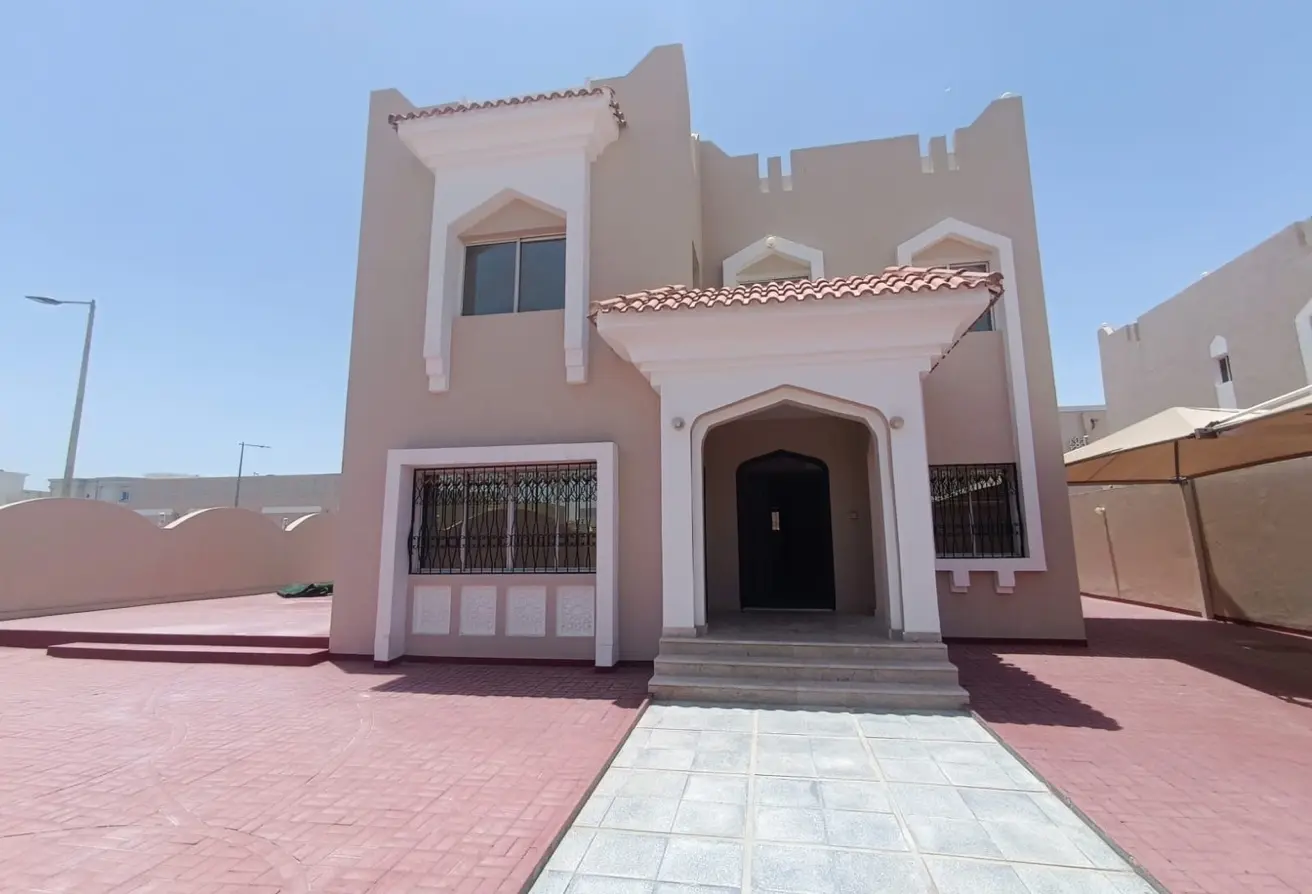 63864779 - Property Main Image