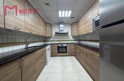 Apartment - 2 Bedrooms - 3 Bathrooms for rent in East Porto Drive - Porto Arabia - The Pearl Island - Doha
