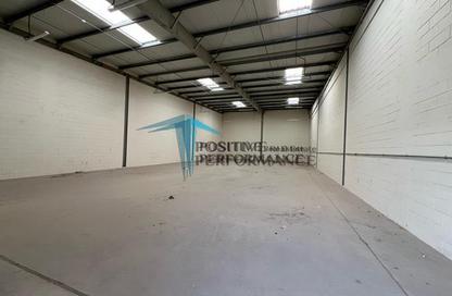 Warehouse - Studio - 1 for rent in Industrial Area 4 - Industrial Area - Industrial Area - Doha