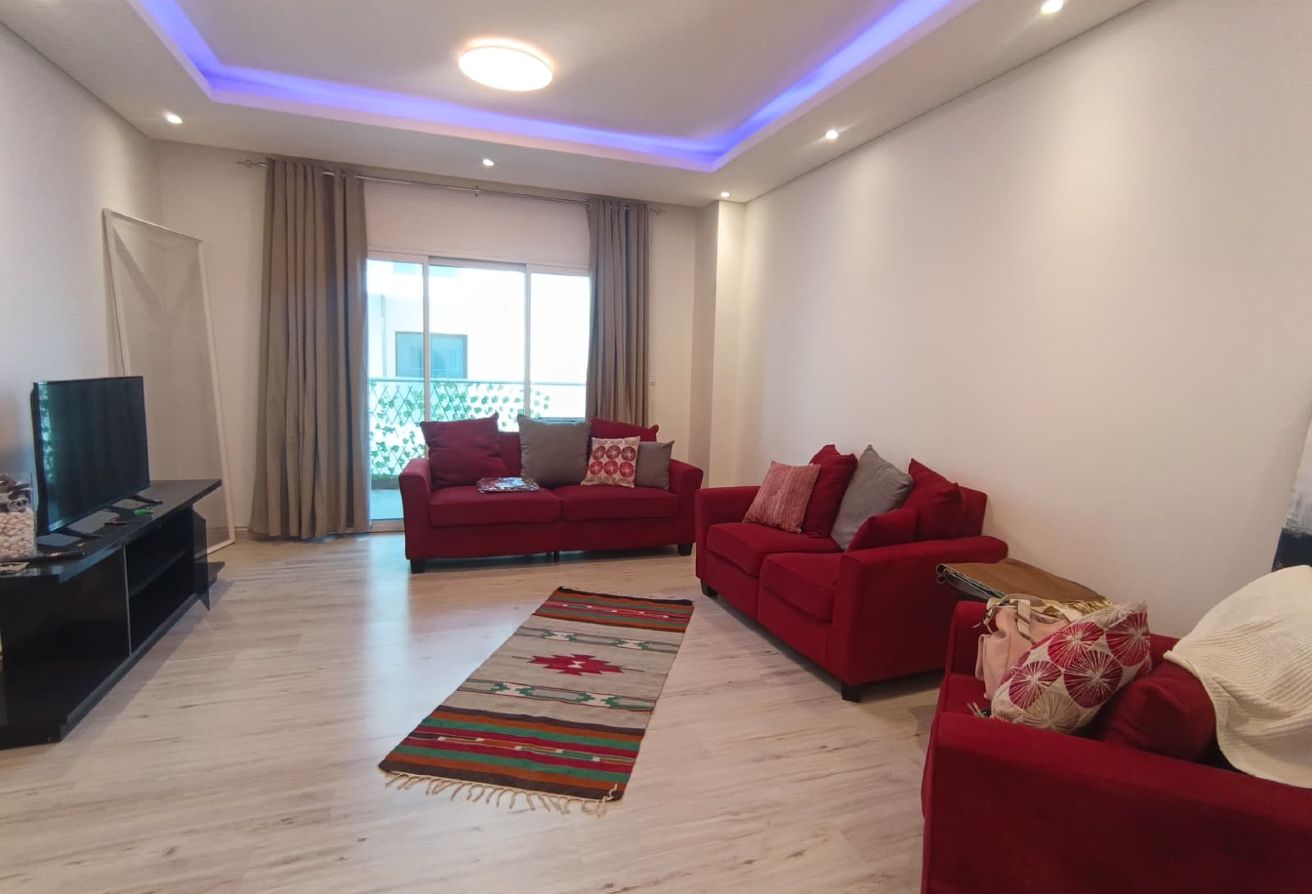 ELEGANT FF 2 BEDROOMS IN LUSAIL @ 7000 WITH BILLS thumbnail 6