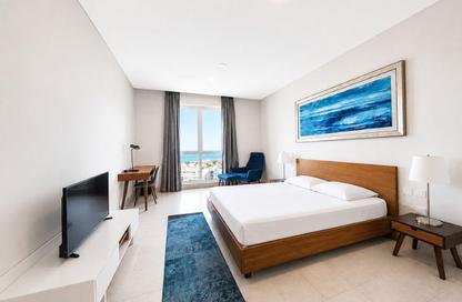 Apartment - 1 Bedroom - 2 Bathrooms for rent in Viva West - Viva Bahriyah - The Pearl Island - Doha