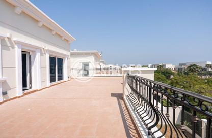Villa - 6 Bedrooms - 7 Bathrooms for rent in Floresta Gardens - Floresta Gardens - The Pearl Island - Doha