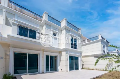 Villa - 6 Bedrooms - 7 Bathrooms for rent in Floresta Gardens - Floresta Gardens - The Pearl Island - Doha
