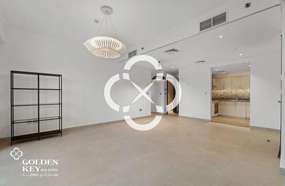 Apartment - 2 Bedrooms - 3 Bathrooms for rent in Viva East - Viva Bahriyah - The Pearl Island - Doha