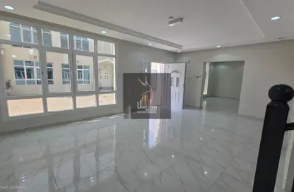 Compound - 4 Bedrooms - 4 Bathrooms for rent in Wadi Al Markh - Muraikh - AlMuraikh - Doha