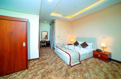 Whole Building - 1 Bedroom - 2 Bathrooms for sale in Ras Abu Aboud - Doha Whole Building - 1 Bedroom - 2 Bathrooms for sale in Ras Abu Aboud - Doha
