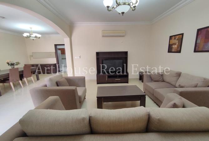 54198419 - Property Image 3