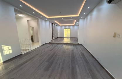 Compound - 3 Bedrooms - 3 Bathrooms for rent in Al Thumama - Al Thumama - Doha
