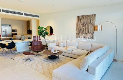 Apartment - 3 Bedrooms - 5 Bathrooms for sale in Seef Lusail Tower 1 - Seef Lusail - Lusail City - Lusail