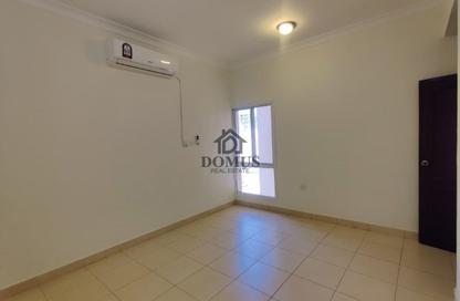 Apartment - 2 Bedrooms - 2 Bathrooms for rent in Anas Street - Fereej Bin Mahmoud North - Fereej Bin Mahmoud - Doha