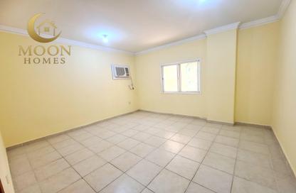 Apartment - 2 Bedrooms - 2 Bathrooms for rent in Umm Ghwailina Comm - Umm Ghuwalina - Umm Ghuwailina - Doha Apartment - 2 Bedrooms - 2 Bathrooms for rent in Umm Ghwailina Comm - Umm Ghuwalina - Umm Ghuwailina - Doha