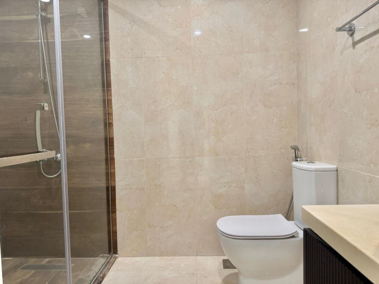 Elegant Brand New Furnished 1 BHK | Lusail thumbnail 10