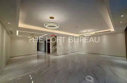 Villa - 5 Bedrooms - 7 Bathrooms for rent in Floresta Gardens - Floresta Gardens - The Pearl Island - Doha
