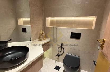 Apartment - 2 Bedrooms - 3 Bathrooms for rent in The Waterfront - Lusail Apartment - 2 Bedrooms - 3 Bathrooms for rent in The Waterfront - Lusail