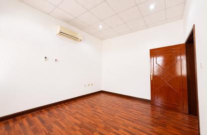 Villa - 4 Bedrooms - 4 Bathrooms for rent in Abu Hamour - Doha Villa - 4 Bedrooms - 4 Bathrooms for rent in Abu Hamour - Doha
