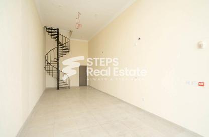 Shop - Studio - 1 Bathroom for rent in Madinat Khalifa Building 58 - Madinat Khalifa South - Madinat Khalifa - Doha Shop - Studio - 1 Bathroom for rent in Madinat Khalifa Building 58 - Madinat Khalifa South - Madinat Khalifa - Doha