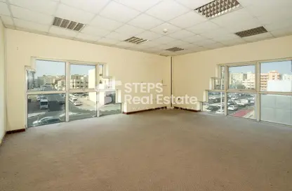 Office Space - Studio - 2 Bathrooms for rent in Najma Street - Najma - Doha