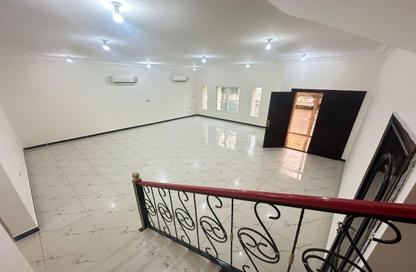 Villa - 5 Bedrooms - 6 Bathrooms for rent in Ain Khalid Gate - Ain Khaled - Doha