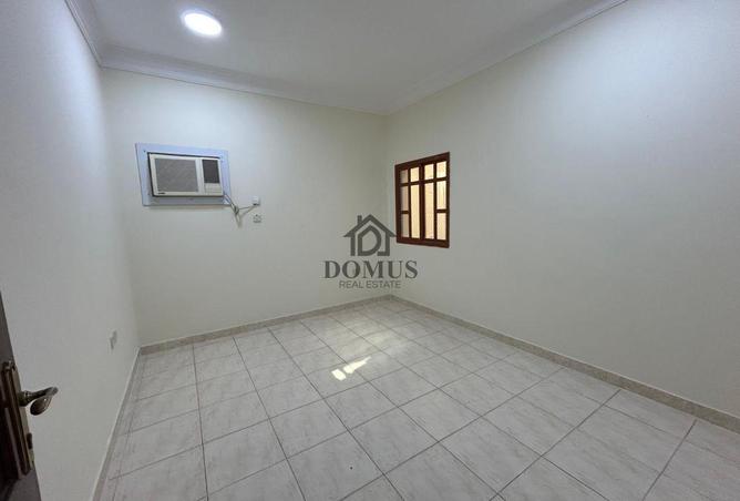1019010 - Property Image 2
