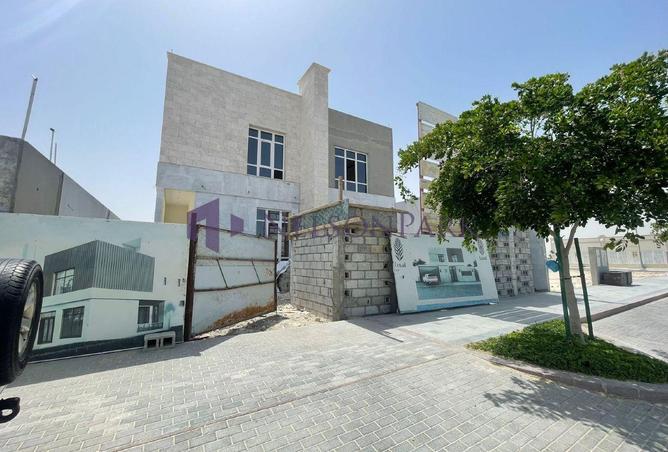 56023952 - Property Image 2