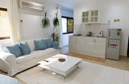 Apartment - Studio - 1 Bathroom for rent in West Bay - West Bay - Doha