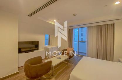 Apartment - Studio - 1 Bathroom for rent in Viva West - Viva Bahriyah - The Pearl Island - Doha