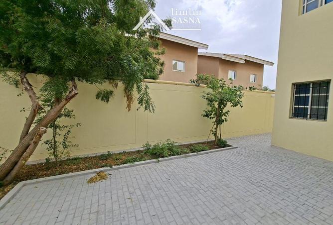 57782393 - Property Image 2