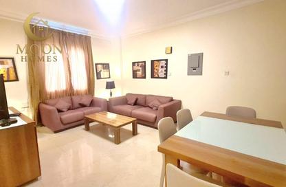 Apartment - 2 - 2 for rent in Umm Ghwailina Comm - Umm Ghuwalina - Umm Ghuwailina - Doha