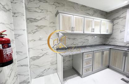 Apartment - 2 - 2 for rent in Old Al Ghanim - Al Ghanim - Doha