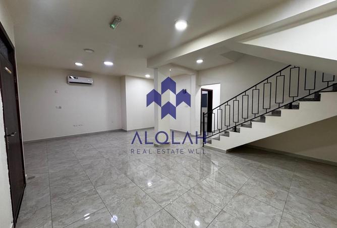 999821 - Property Image 2