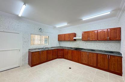 Villa - 5 Bedrooms - 6 Bathrooms for rent in Old Airport Road - Old Airport Road - Doha