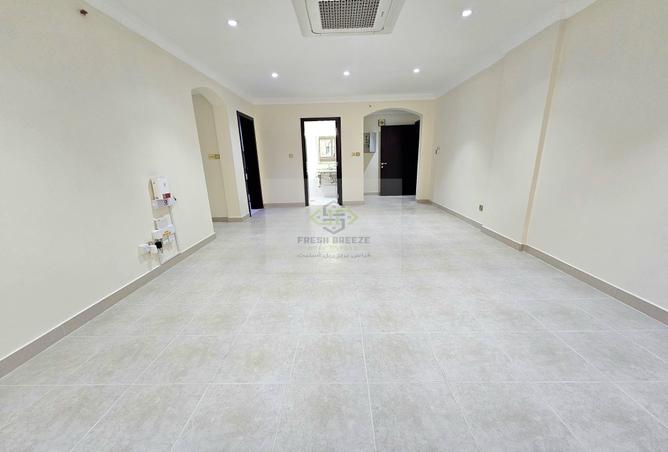 53520158 - Property Image 2