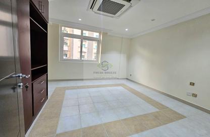 Apartment - 3 Bedrooms - 3 Bathrooms for rent in Najma Street - Najma - Doha