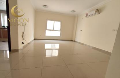 Apartment - 2 Bedrooms - 2 Bathrooms for rent in Al Mansoura - Al Mansoura - Doha