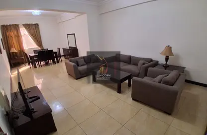 Apartment - 2 Bedrooms - 2 Bathrooms for rent in Al Sadd Road - Al Sadd - Doha