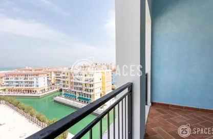 Apartment - 2 Bedrooms - 3 Bathrooms for rent in Teatro - Qanat Quartier - The Pearl Island - Doha