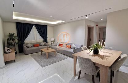 Apartment - 2 Bedrooms - 3 Bathrooms for rent in Ramada Commercial Building - Al Rawabi Street - Al Muntazah - Doha