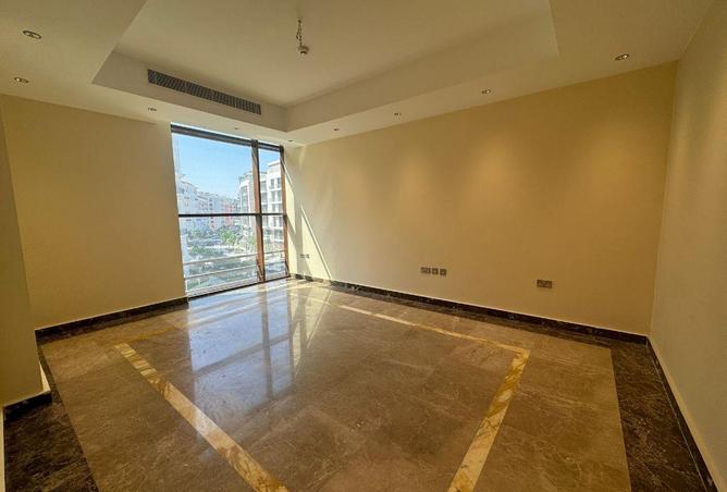 2OilRbqGJt2 - الصورة الرئيسية للعقار