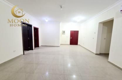 Apartment - 1 Bedroom - 1 Bathroom for rent in Umm Ghwailina Comm - Umm Ghuwalina - Umm Ghuwailina - Doha