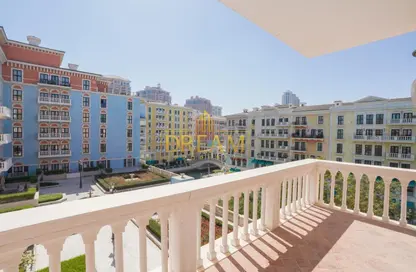 Apartment - 2 Bedrooms - 3 Bathrooms for rent in Chateau - Qanat Quartier - The Pearl Island - Doha