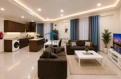 Apartment - 2 Bedrooms - 2 Bathrooms for rent in RASTEC 24 - Al Kinana Street - Al Sadd - Doha