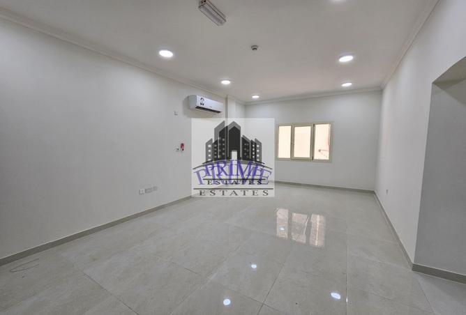 52000244 - Property Image 2