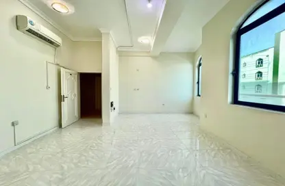 Apartment - 3 Bedrooms - 3 Bathrooms for rent in Old Airport Road - Old Airport Road - Doha