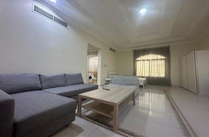 Apartment - Studio - 1 Bathroom for rent in West Bay - West Bay - Doha