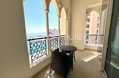 Apartment - 2 Bedrooms - 3 Bathrooms for rent in Viva East - Viva Bahriyah - The Pearl Island - Doha