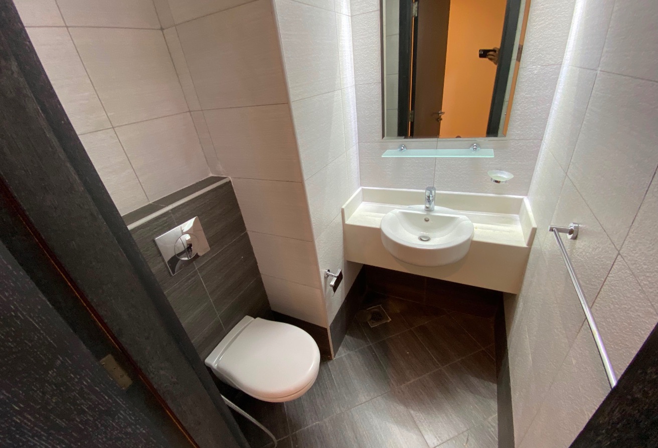 Spacious 2BHK+Maid in Foxhill | 4 Bath | 8K Rent thumbnail 14