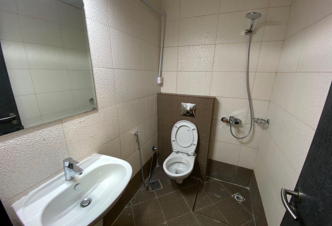 Spacious 2BHK+Maid in Foxhill | 4 Bath | 8K Rent thumbnail 16