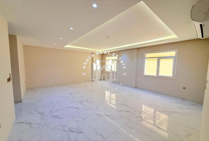 1022003 - Property Image 3