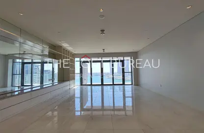 Apartment - 2 Bedrooms - 3 Bathrooms for sale in Seef Lusail Tower 1 - Seef Lusail - Lusail City - Lusail