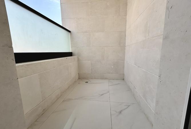 61673417 - Property Image 3
